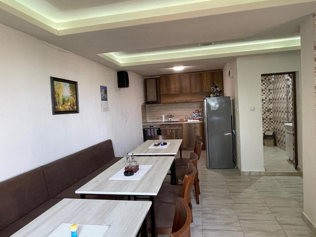 Saint Maria Guest House Welingrad Exterior foto
